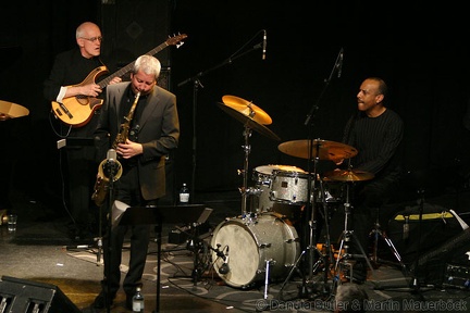 Steve Swallow, Andy Sheppard &amp; Billy Drummond
